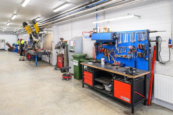 Job ad argument image