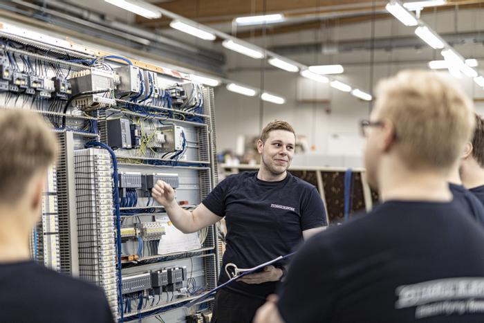 Job ad argument image