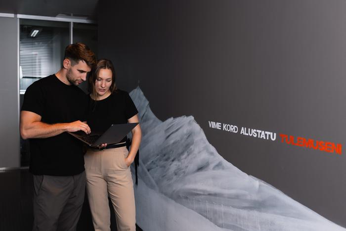 Job ad argument image